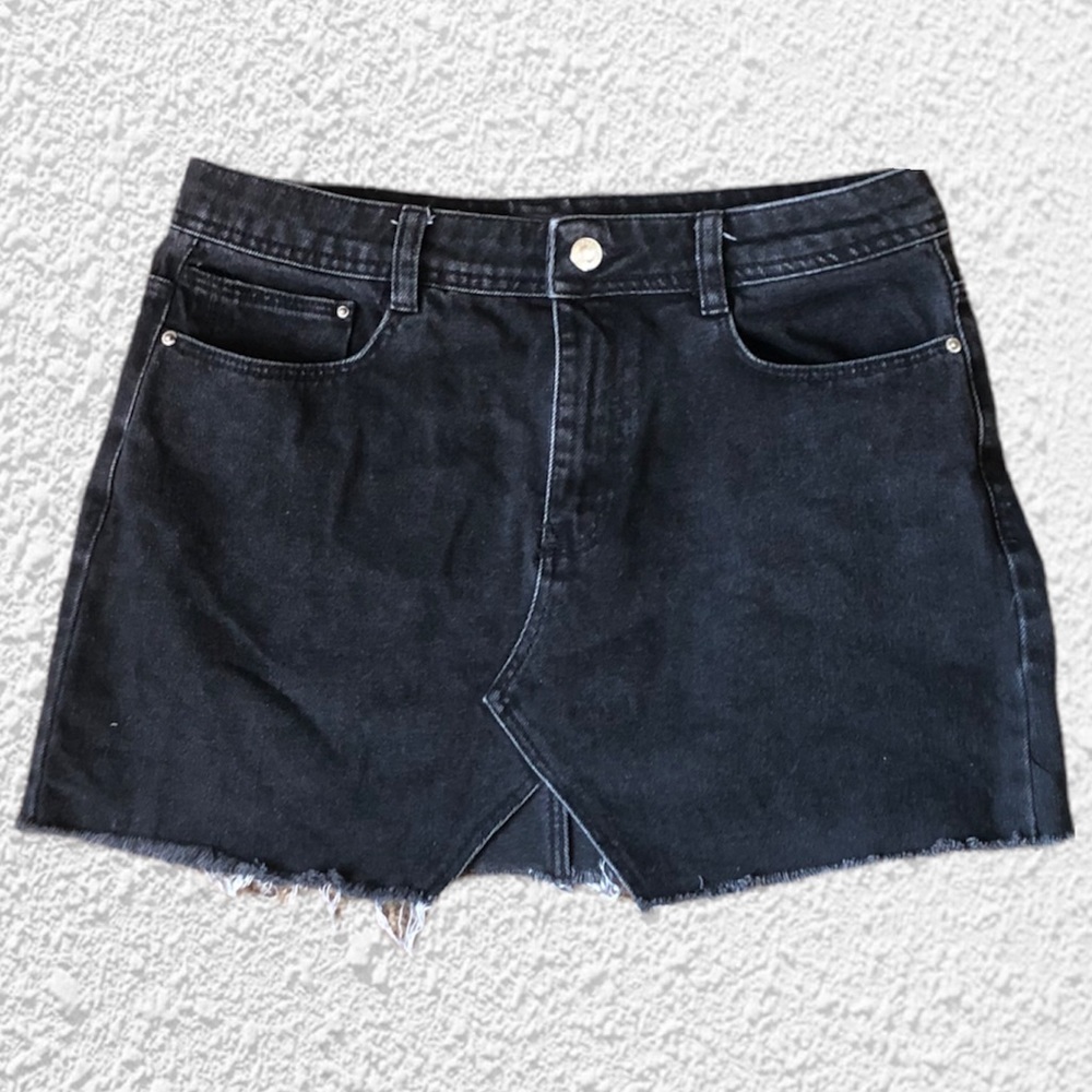 Zara Washed Black Denim Mini Skirt